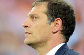 北京国安集结日调整名单；志在英超名次提升；压力陡增；更衣室氛围转暖