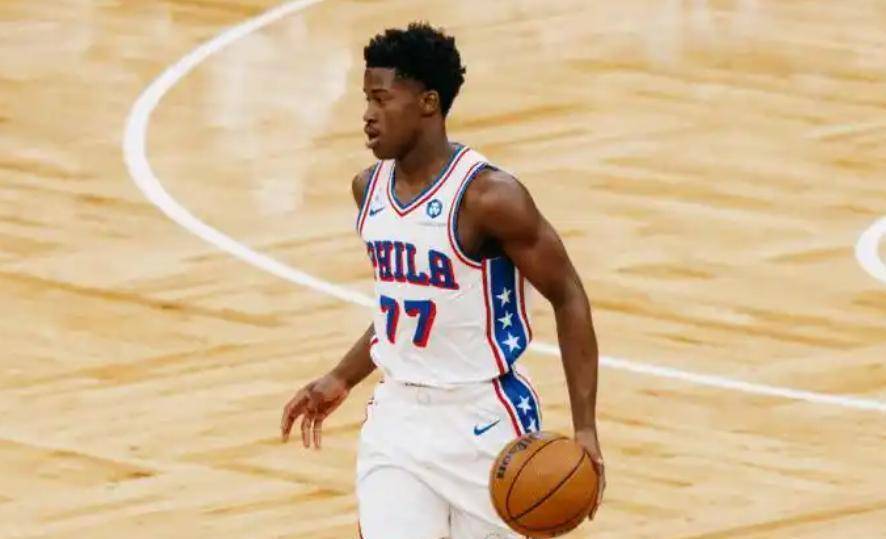 底特律活塞训练开放日，今晚复出首秀引欢呼，NBA季后赛在即，心理建设被强调