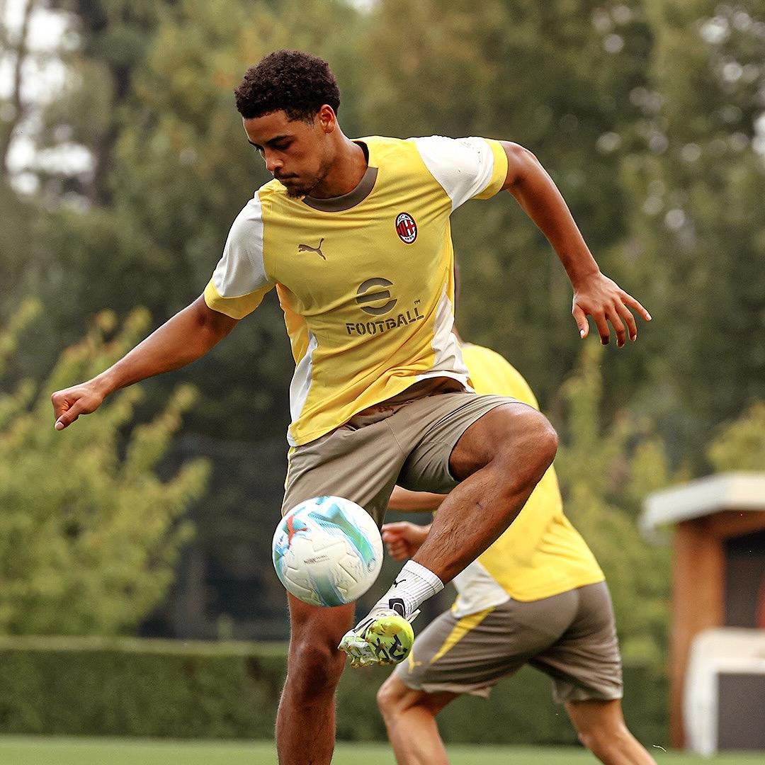 AC米兰迎中超关键赛，加时末段单刀错失，目标明确，球探报告显示潜力